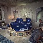 Elika Cave Cappadocia, Curio Collection By Hilton Göreme