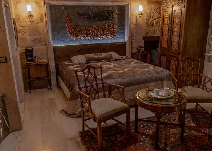 Elika Cave & Ξενοδοχείο